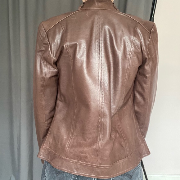 Vintage chocolate brown leather jacket size small - Picture 2 of 4